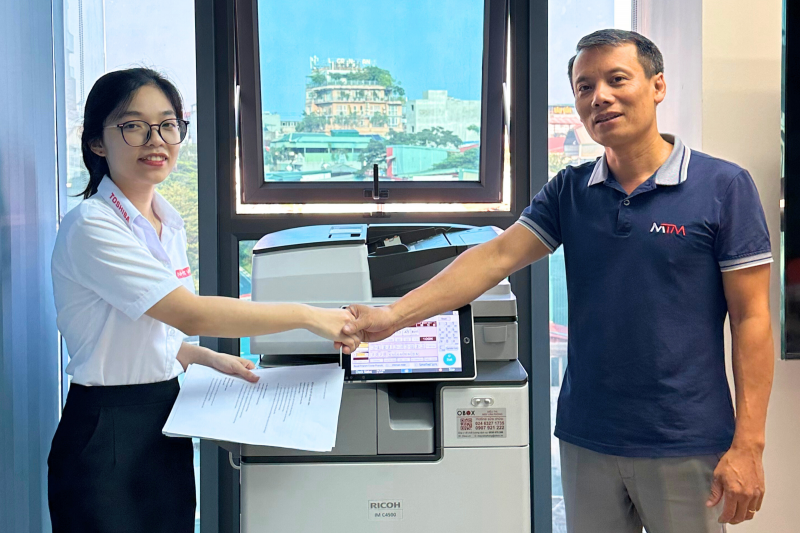 Khách hàng hài lòng với dịch vụ OBOX